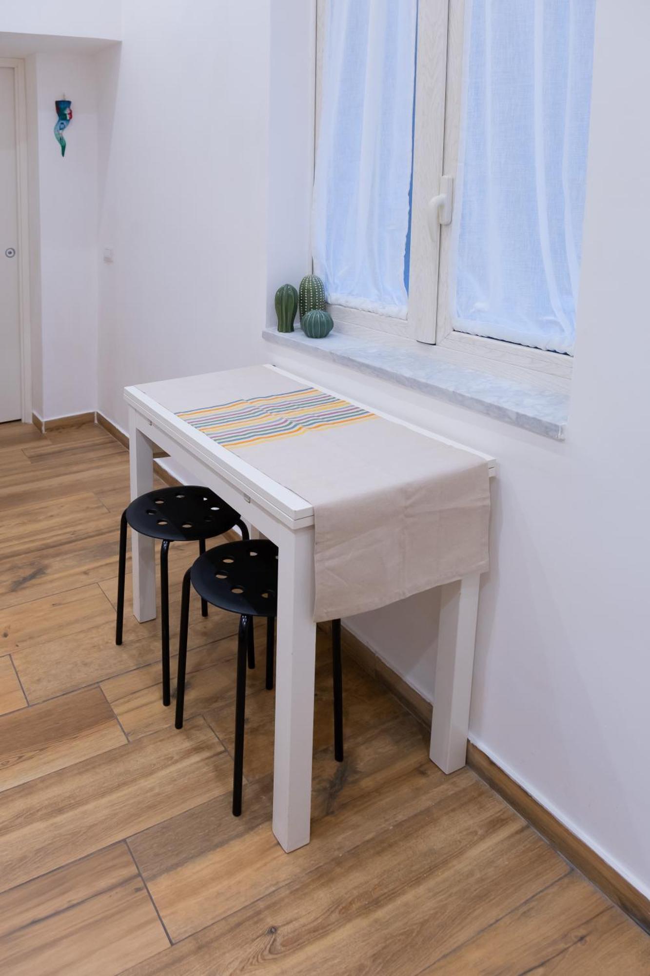 Colibri A Piazza Dante Apartment Napoli Bagian luar foto